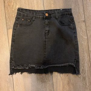 Shein black denim skirt size medium